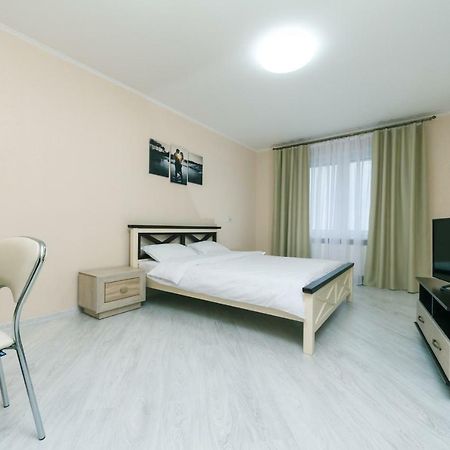 Видовая Квартира Yaroslavichi-2 Vîșhorod Exterior foto