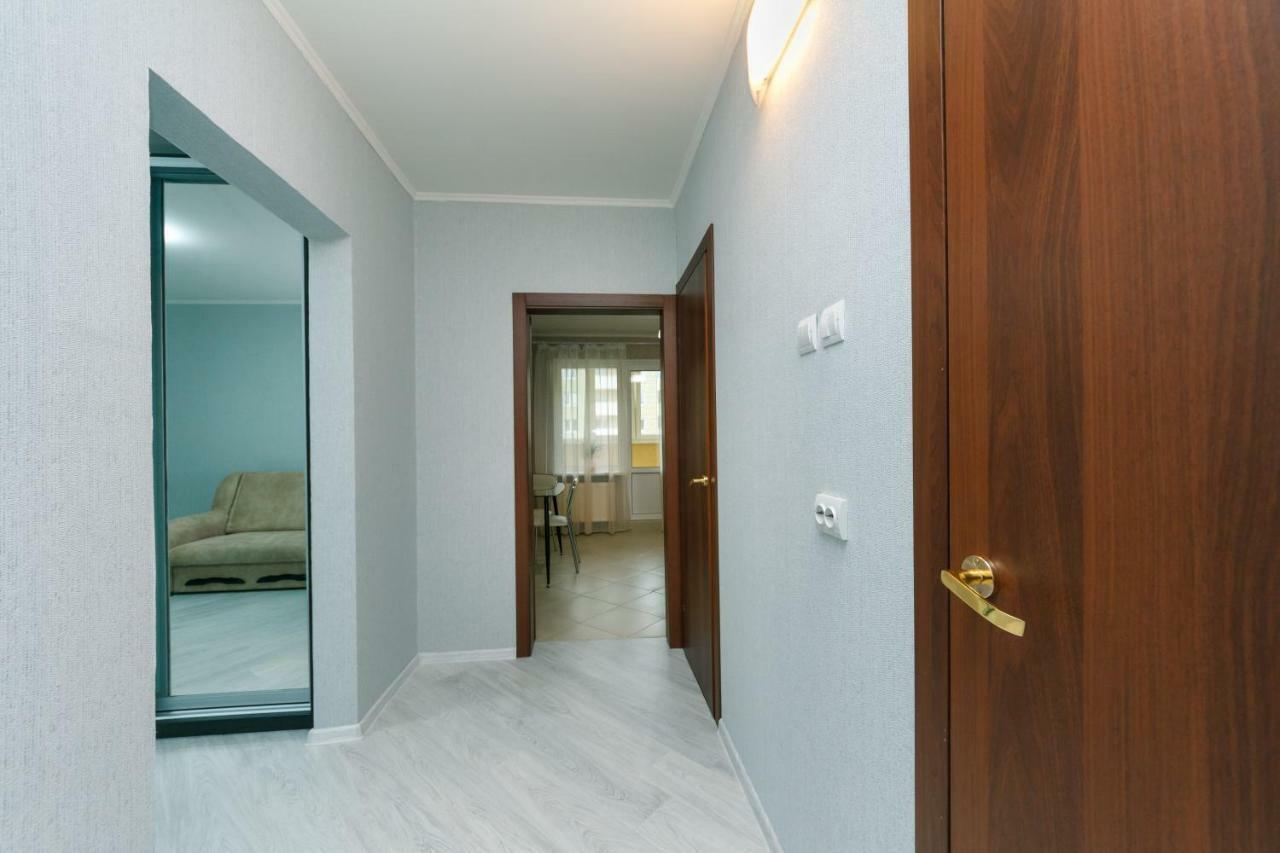 Видовая Квартира Yaroslavichi-2 Vîșhorod Exterior foto